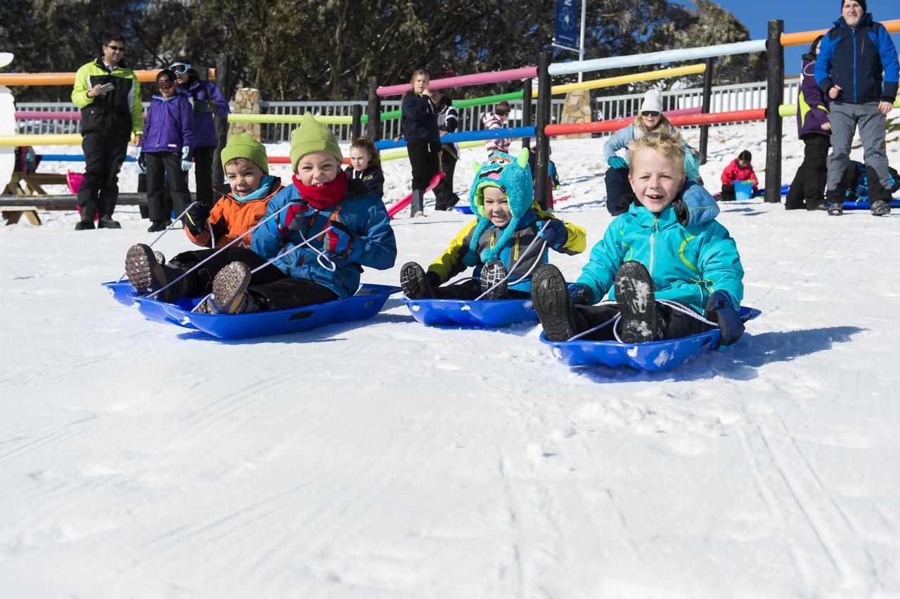 Ski Club Of Victoria - Kandahar Lodge Mount Buller Extérieur photo